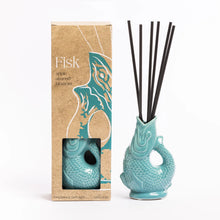 Load image into Gallery viewer, Wick and Vessel - Teal Fish Diffuser 100ml