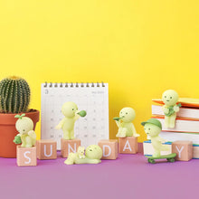 Load image into Gallery viewer, Smiski - Sunday