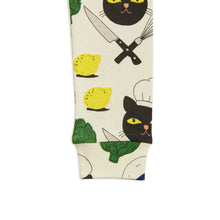 Load image into Gallery viewer, Mini Rodini - white leggings with all over cat chef print
