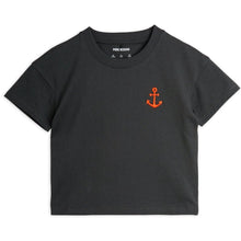 Load image into Gallery viewer, Mini rodini - black t-shirt with red embroidered anchor on chest
