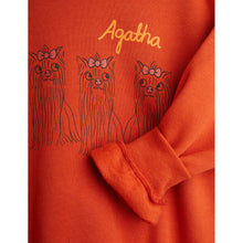 Load image into Gallery viewer, Mini Rodini red sweatshirt with Scottish terrier&nbsp; print on the front and back from the new AW24 collection &#39;Agatha&#39;
