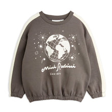 Load image into Gallery viewer, Mini Rodini grey sweatshirt with globe and Mini Rodini Society print in white from the new AW24 collection &#39;Agatha&#39;
