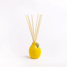 Load image into Gallery viewer, Wick and Vessel - Limone Fruit Diffuser 100ml
