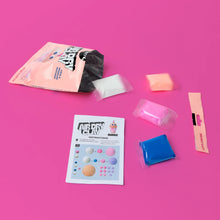 Load image into Gallery viewer, OMY - Bubble Air Dry Clay Kit
