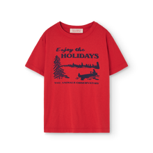 Load image into Gallery viewer, The Animals Observatory red t-shirt with &#39;Enjoy The Holidays&#39; print in navy blue from the new FW24 collection.
