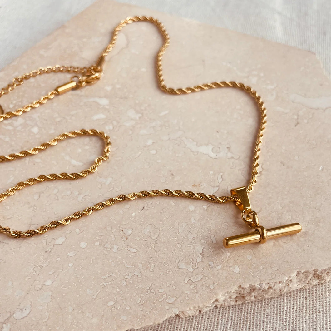 Little Nell Jewellery - Everyday Gold Rope Necklace with T-bar Pendant