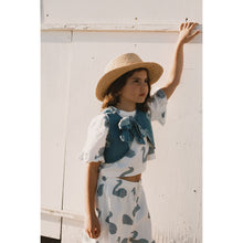 Load image into Gallery viewer, Tinycottons - Swans Frill Shorts
