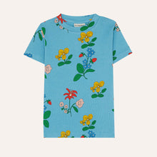 Load image into Gallery viewer, The Campamento - Flowers T-shirt
