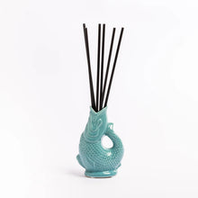Load image into Gallery viewer, Wick and Vessel - Teal Fish Diffuser 100ml
