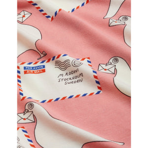 Mini Rodini - Pink leggings with all over pigeon and airmail print in white